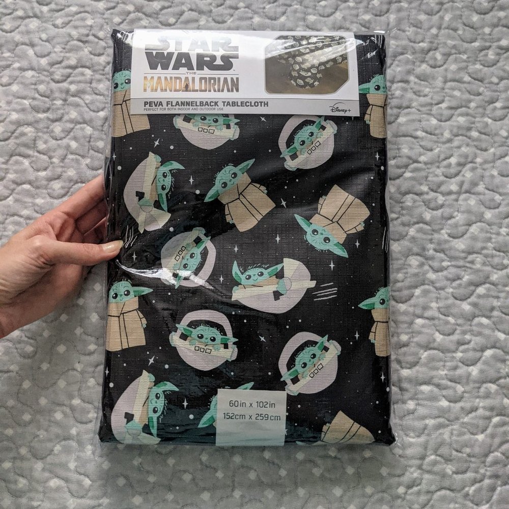Star Wars Baby Yoda Tablecloth